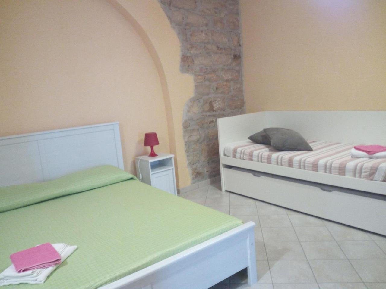 Al Castello Bed & Breakfast เวโนซา ภายนอก รูปภาพ
