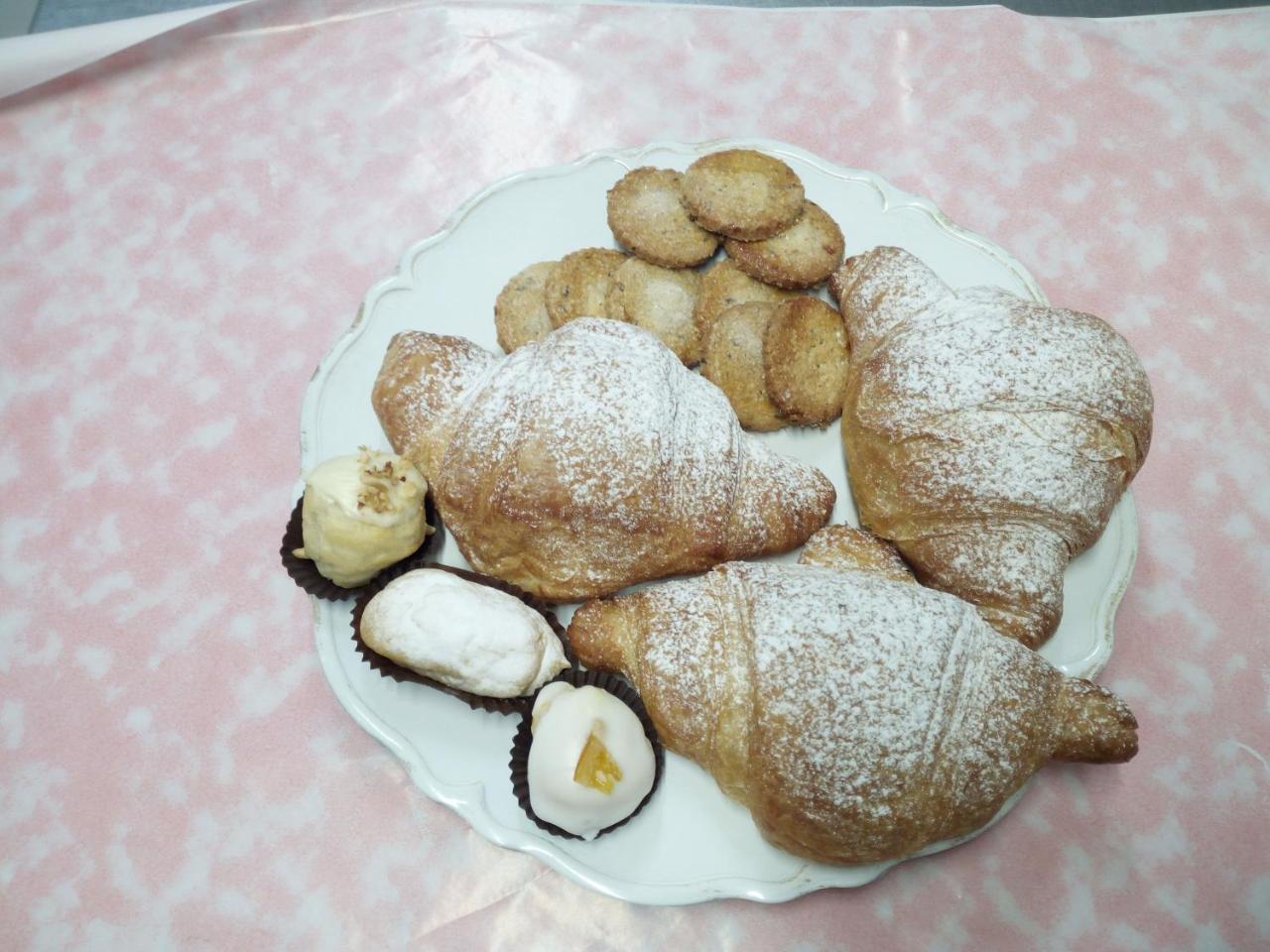Al Castello Bed & Breakfast เวโนซา ภายนอก รูปภาพ